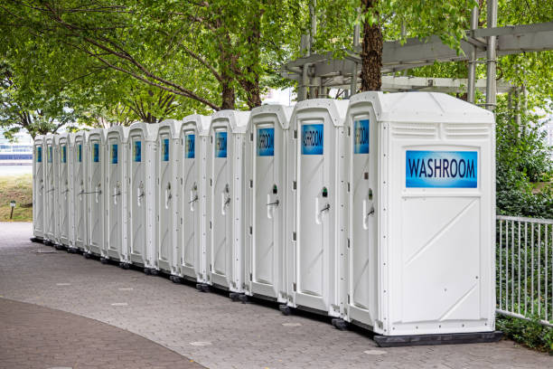 Best Portable bathroom rental  in Morton, WA