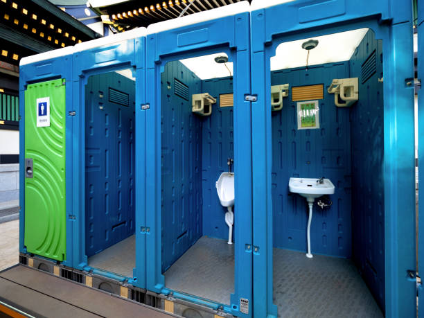 Best Portable restroom trailer rental  in Morton, WA